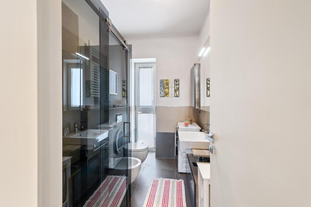 Parma Railway Station Apartment Exterior photo